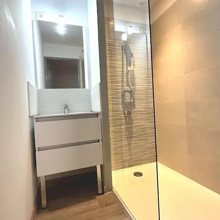 Centre - Parking Prive - Wifi