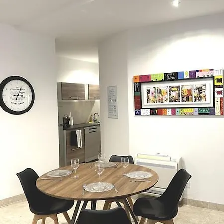 Centre - Parking Prive - Wifi Appartement